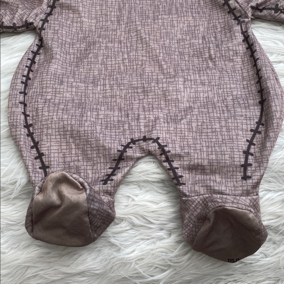 Disney | The Nightmare Before Christmas | Oogie Boogie Hooded Baby Costume - Picture 6 of 14